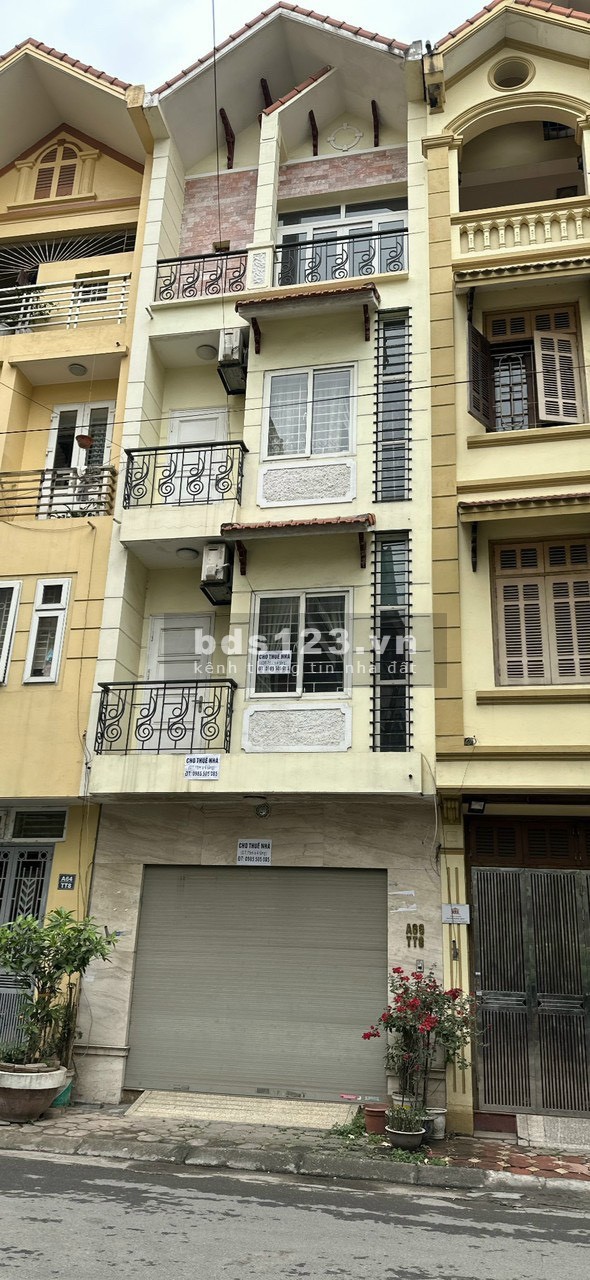 Cho thuê liền kề A66TT8 Văn Quán đối diện chung cư Rainbow đường 19/5. Diện tích: 75m2x4 tầng.