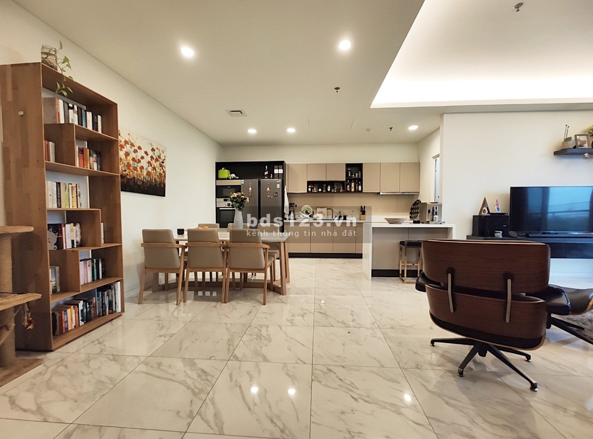 Căn hộ Sarica 3PN - diện tích 127m2 - Gía 47 triệu net - full nội thất