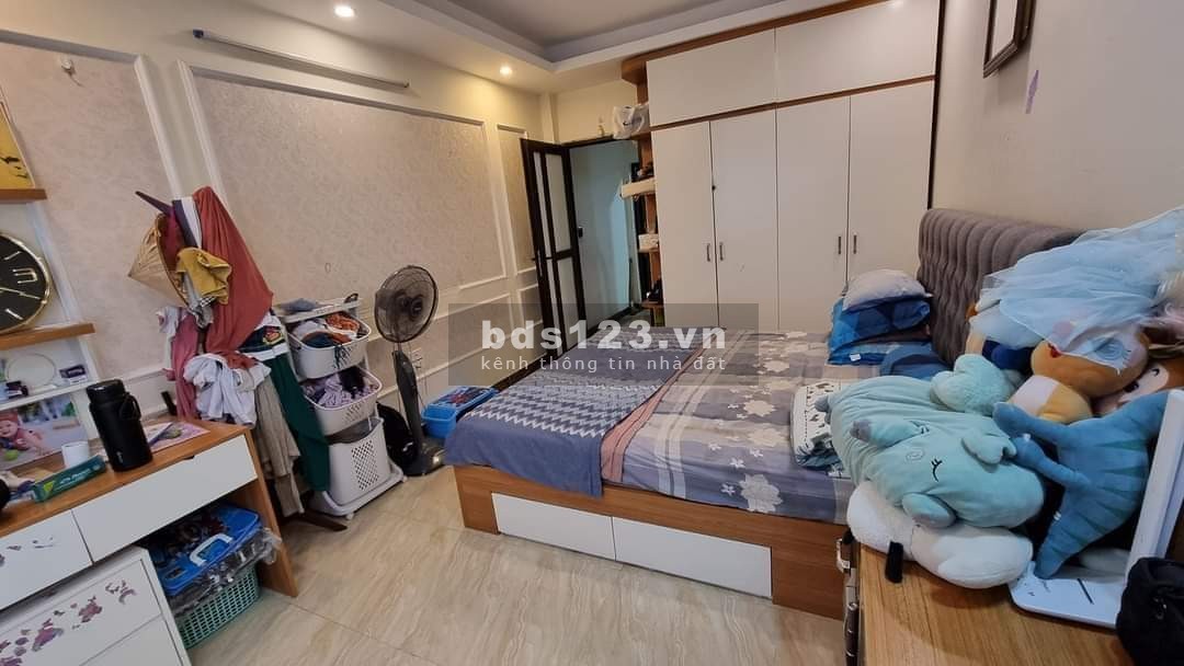 Bán nhà tốt nhất Hoàng Mai, 4 tầng, 30m2, 2.85t có thương lượng