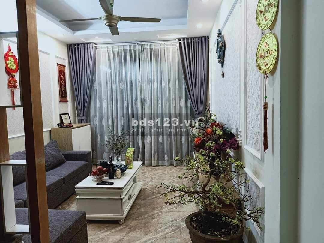 Bán nhà tốt nhất Hoàng Mai, 4 tầng, 30m2, 2.85t có thương lượng