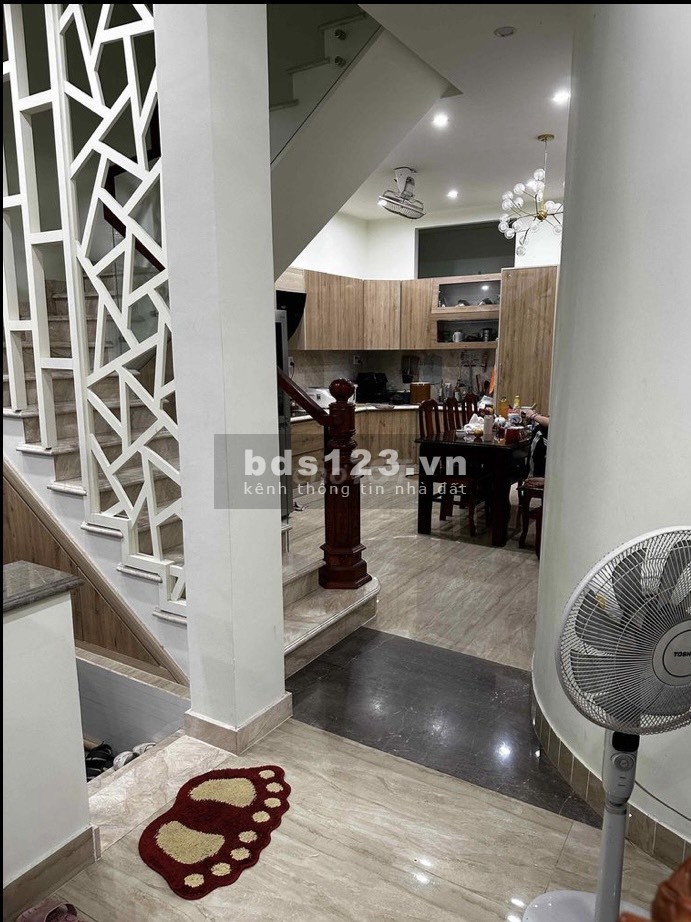 Bán biệt thự siêu đẹp mặt tiền đường xe hơi Vườn Lài P. APĐ Q12