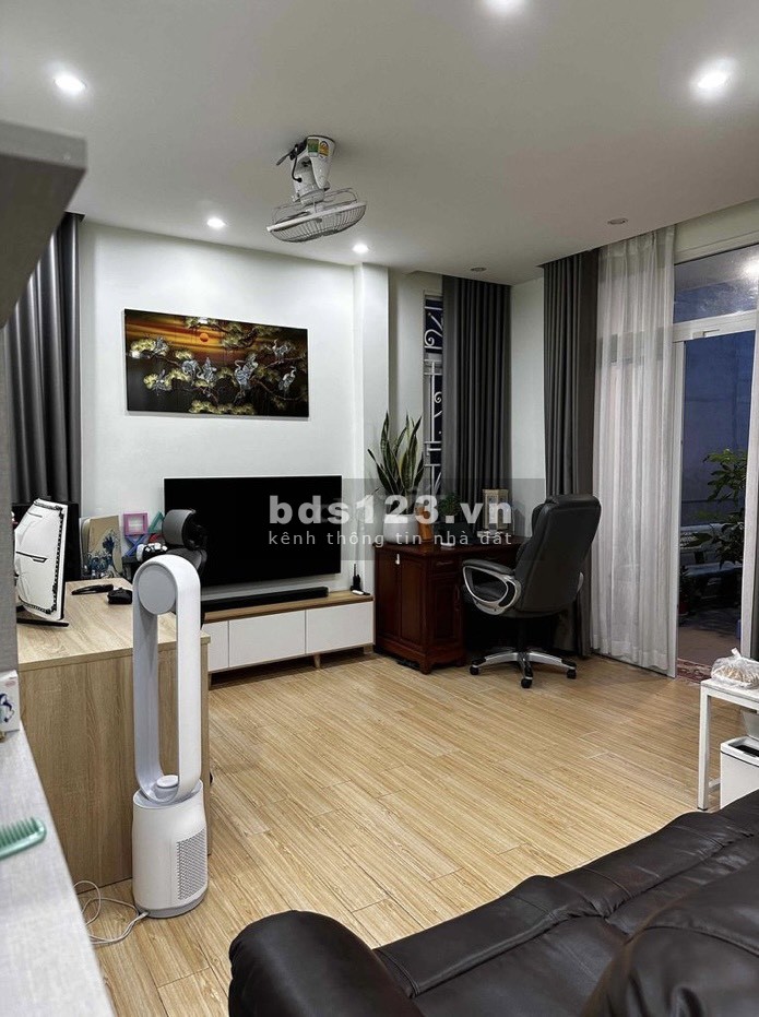Bán biệt thự siêu đẹp mặt tiền đường xe hơi Vườn Lài P. APĐ Q12