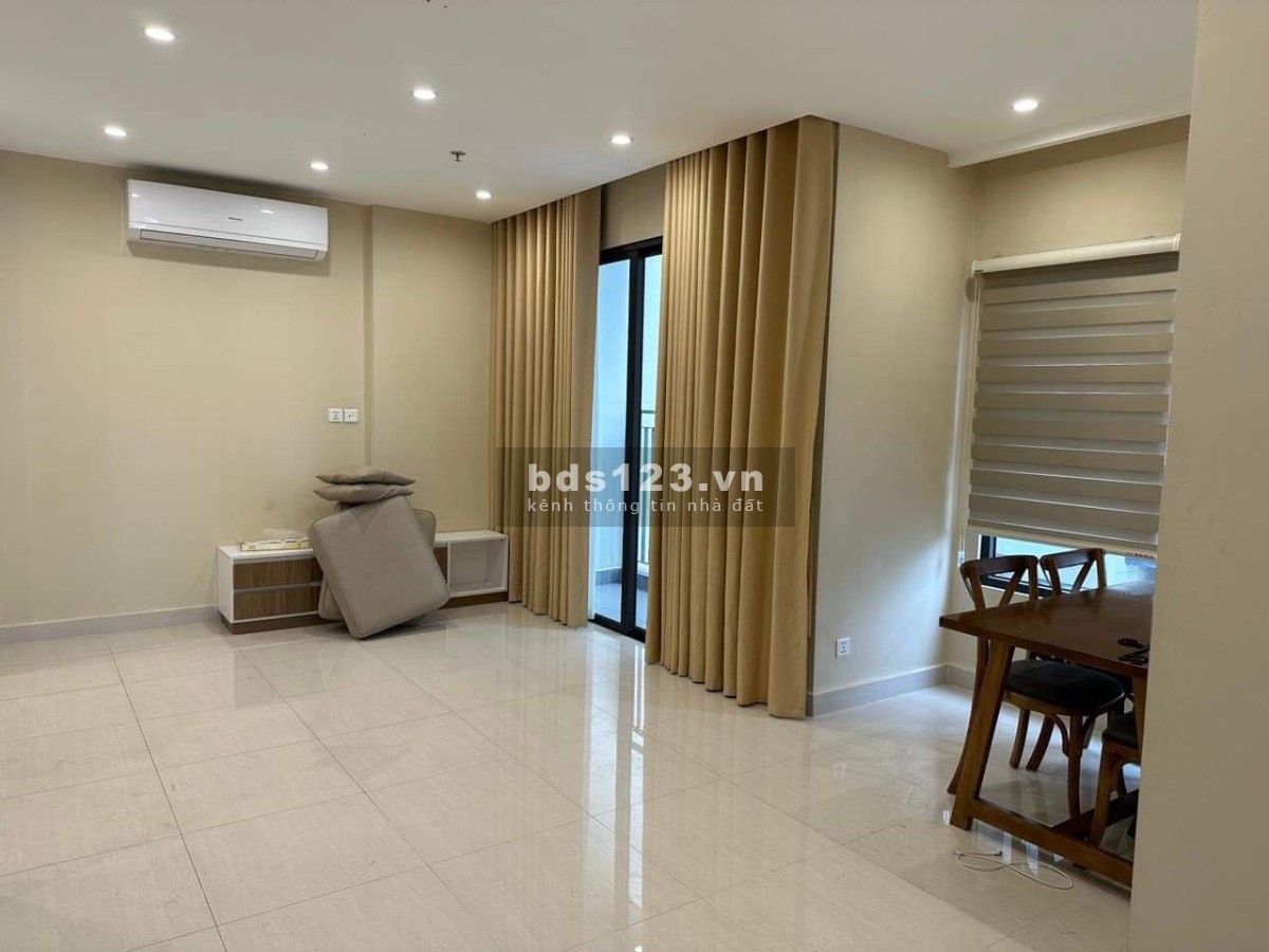Chính chủ gửi bán gấp căn hộ 2pn2vs+ 63m2 tòa S303 vị trí thuận lợi dự án Vinhomes Smart City