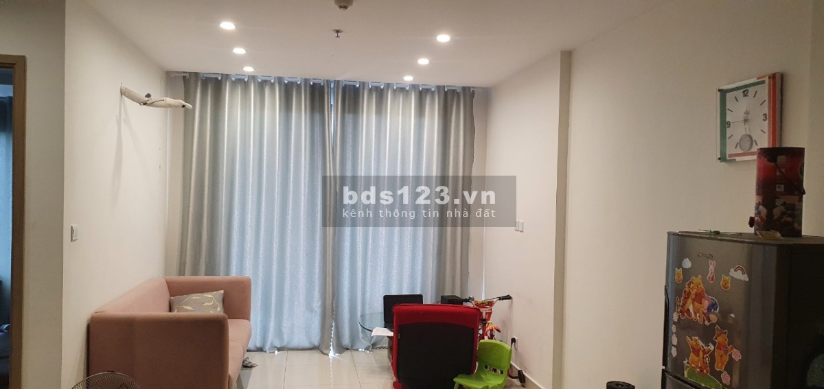 Bán nhanh căn hộ 2PN 1WC 54m2 full nội thất giá 2 tỷ 3, bao phí khu S1 Vinhomes Smart City