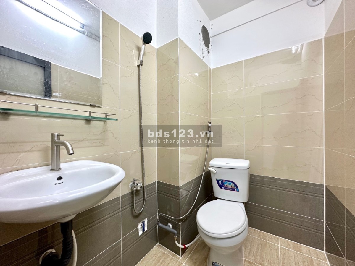 Phòng Căn hộ 1 Phòng Ngủ, Phòng khách, Tách bếp - 224/20 Lý Thường Kiệt, P.14, Q.10 (Gần ĐHBK ...)