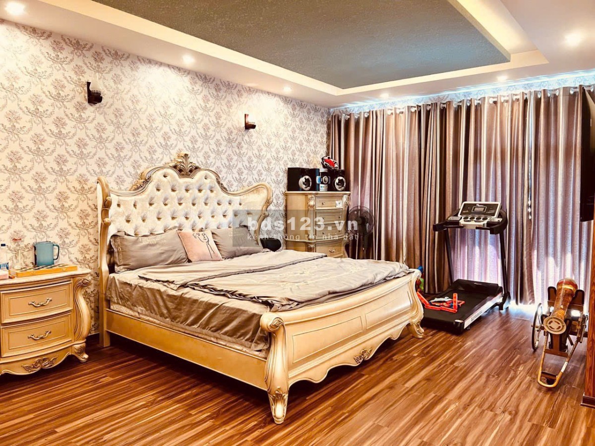 Bán nhà 4 tầng mặt tiền Hoàng Cầm KĐT Vĩnh Điềm Trung giá tốt 9.9 Tỷ