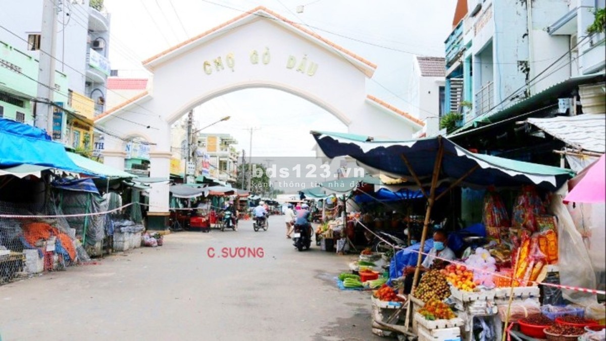 Tôi chủ đất bán gấp 924M2. Gía 520 triệu, đối diện chợ