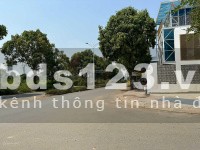 Cần bán 220m² đất TP Thuận An, cách Sài Gòn 3p đi xe, view sông lớn, đường nhựa 8m, gần quốc lộ 13
