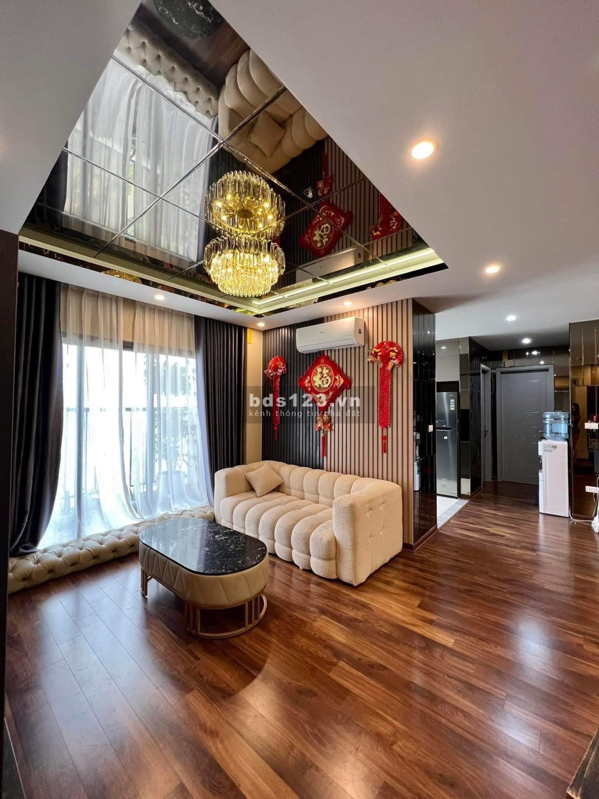 Cần bán căn 3 phòng ngủ 105m2, tầng trung, hướng đông nam view công viên giá chỉ nhỉnh hơn 3,x tỷ