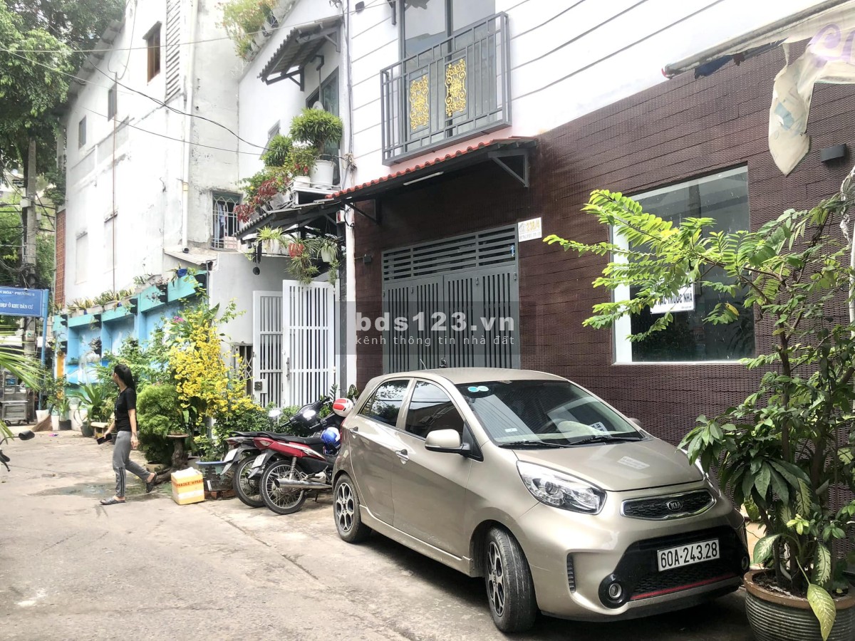 Bán nhà HXH 2 mặt, ngang khủng 6m, nhà mới hơn chữ mới, 3PN 3WC, phường 8, quận 8, chỉ 5.x tỷ.