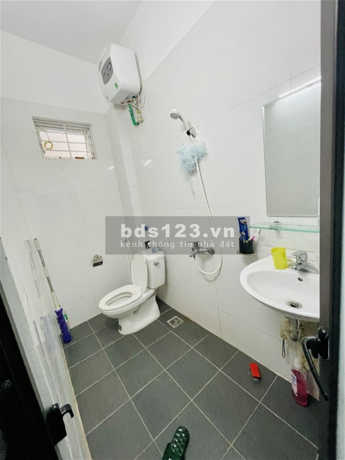 Bán nhà đẹp cho thuê tốt tại Khương Đình, Thanh Xuân, DT 45m² x 4 tầng, MT 4,8 m, giá 4,2 tỷ