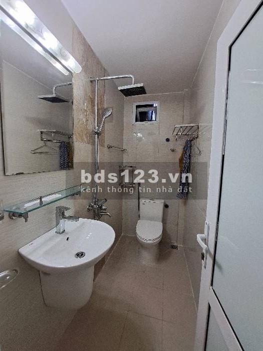 Nhà đẹp, giá rẻ hấp dẫn KHƯƠNG ĐÌNH - THANH XUÂN 32m2, 5 tầng, giá 4,3tỷ