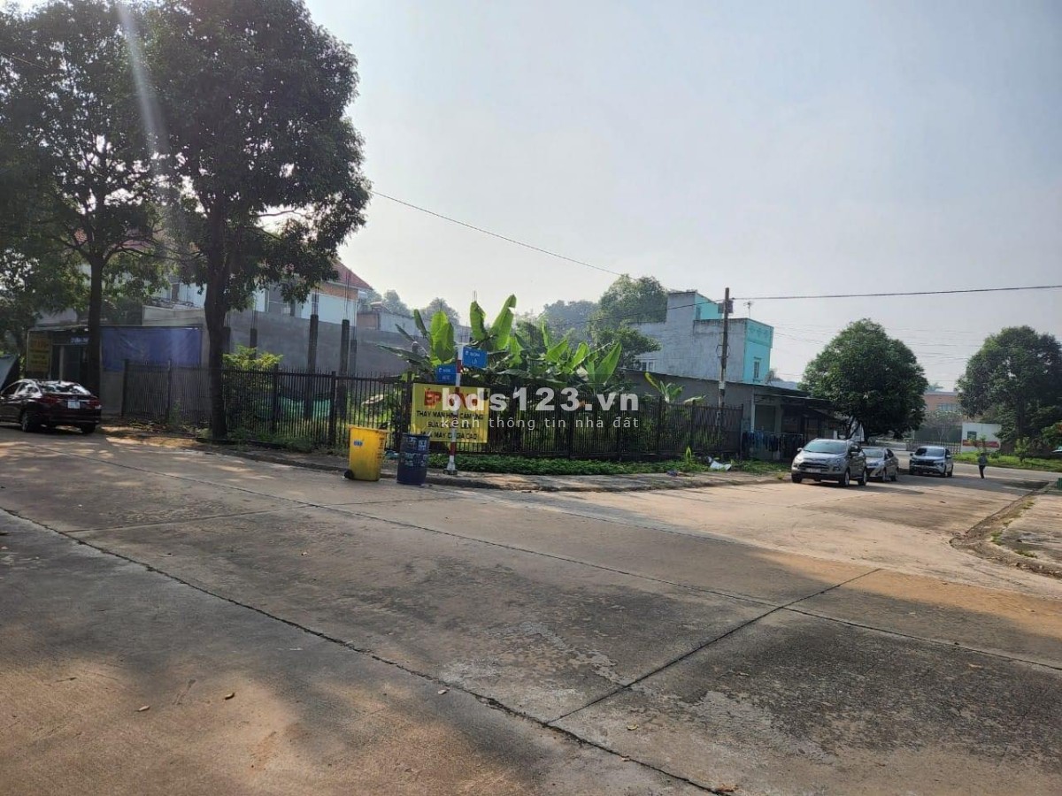 Cần bán đất lô góc 255m² tại Mỹ Phước 3 vị trí bao đẹp. Khu dân cư hiện hữu, giá chỉ 3 tỷ 7 hết đất