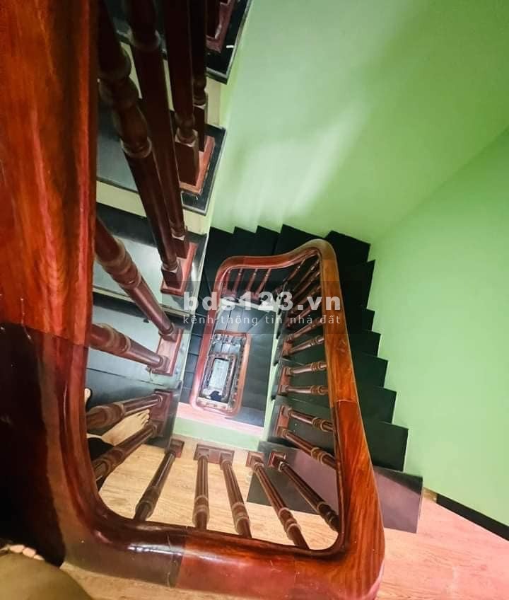 Bán nhà miếu đầm Nam Từ Liêm 30x5, 4 tỷ, ô tô, lô góc.