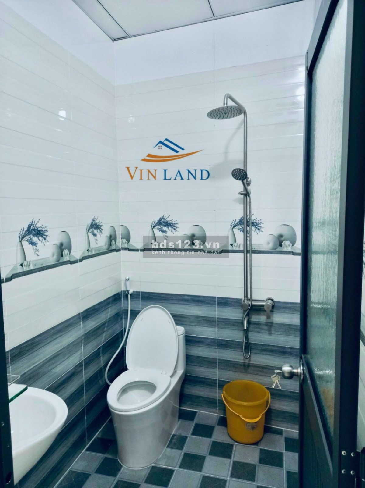 Cần bán căn nhà 1T1L P. Tân Phong ngay chợ Phúc Hải