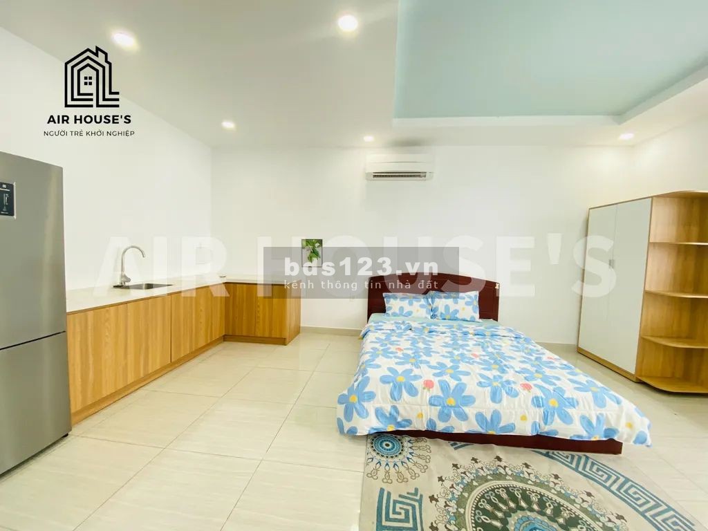Phòng Studio cửa sổ đón nắng- Toà nhà có thang máy - Lầu 1
