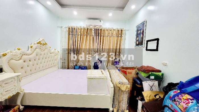 BÁN NHÀ HOÀNG MAI, 32m2, 5 TẦNG, NGÕ NÔNG RỘNG, GIÁ NHỈNH 3 TỶ