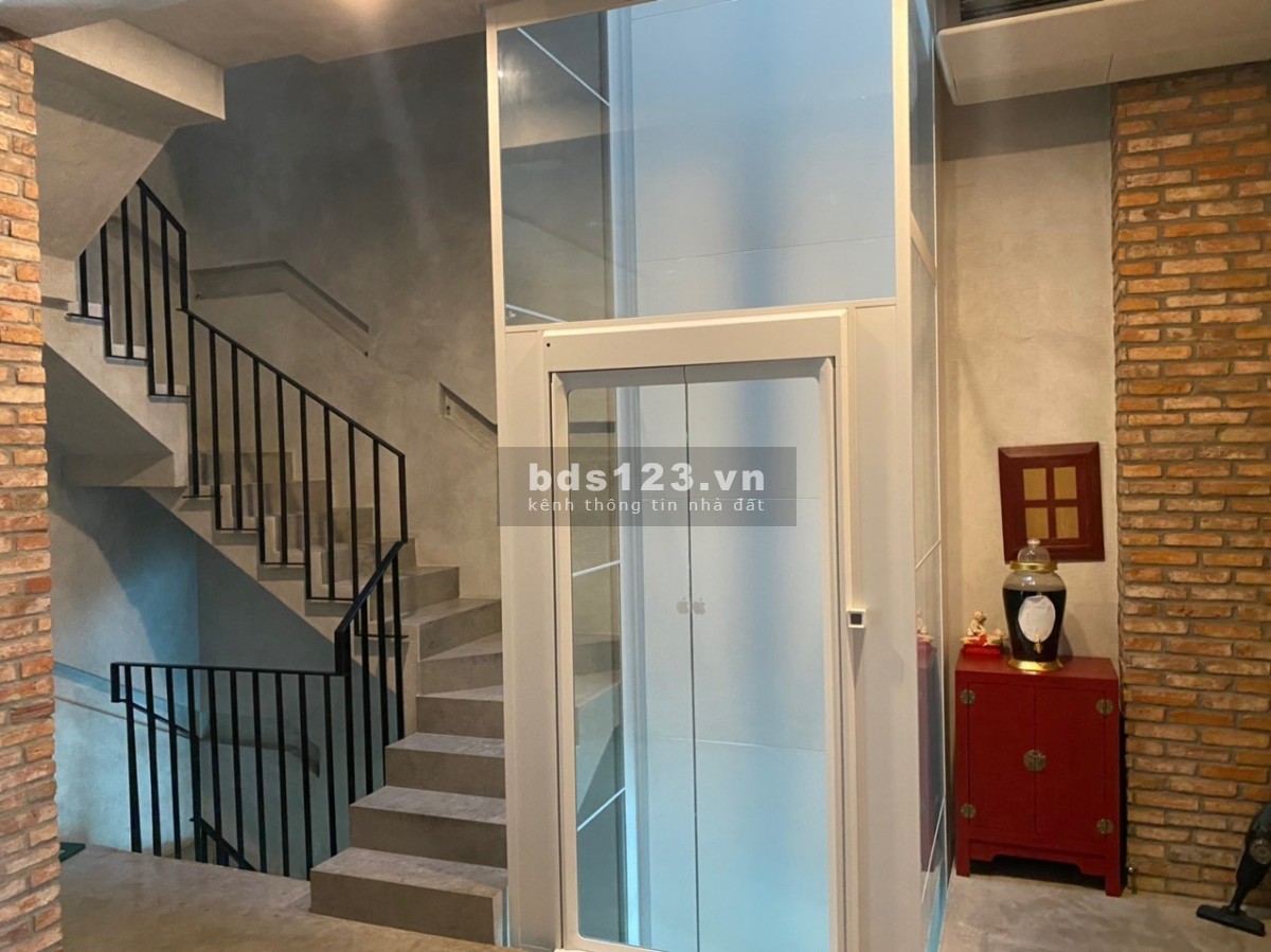 Bán căn nhà Biệt thự mini trục Đỗ Xuân Hợp- PLB - Quận 9.Giá 12 tỷ - 120m2 - 3 tầng.
