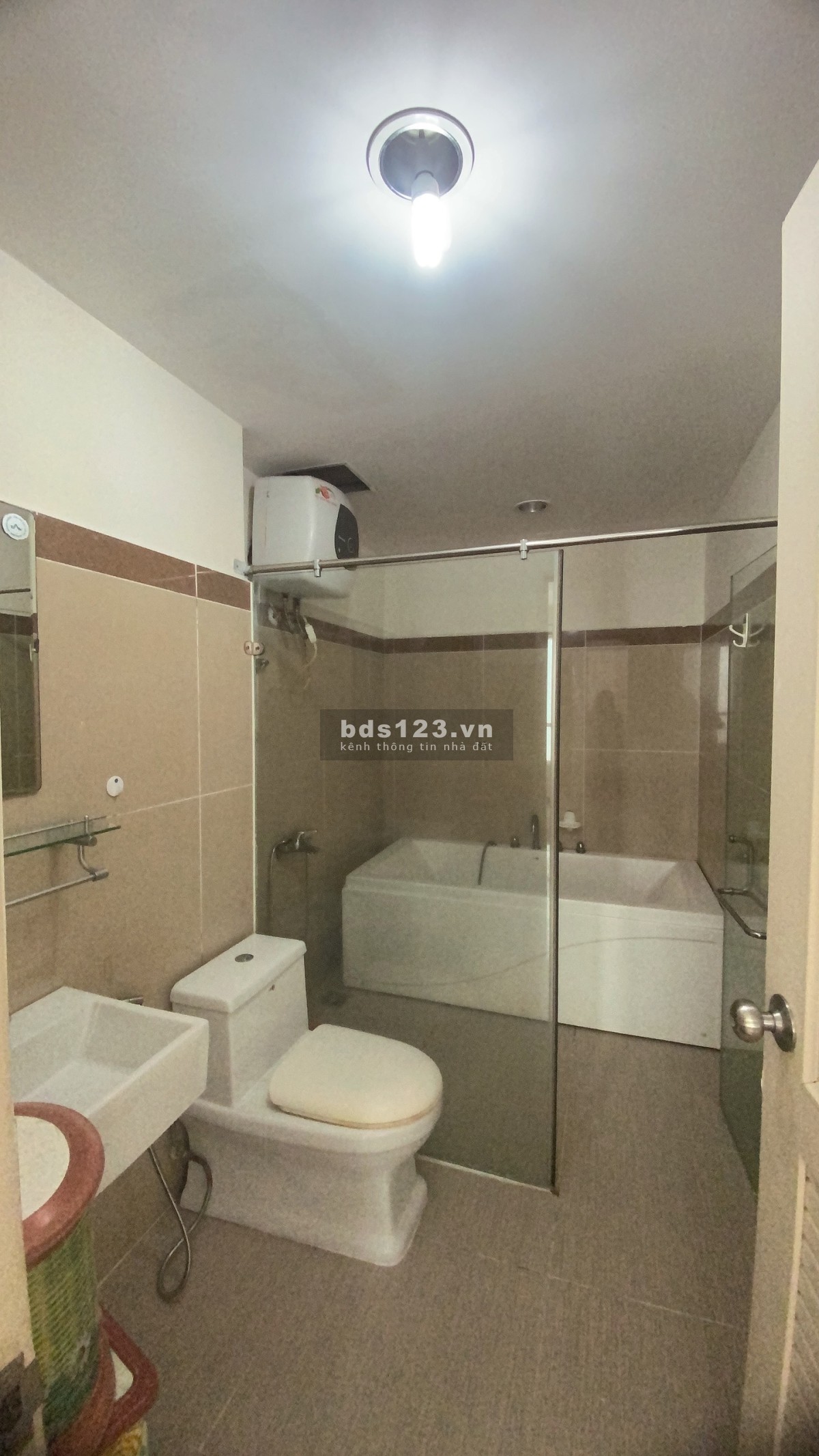 Cho thuê Căn hộ Era Town 3pn 97m2. Full nội thất 10tr/th. Lh 0902952207