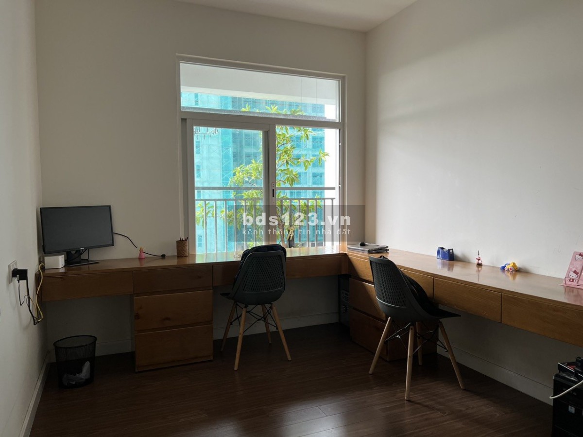Cho thuê căn hộ chung cư Sunrise Riverside Q7, 3PN, full nội thất, LH: 0983839578.