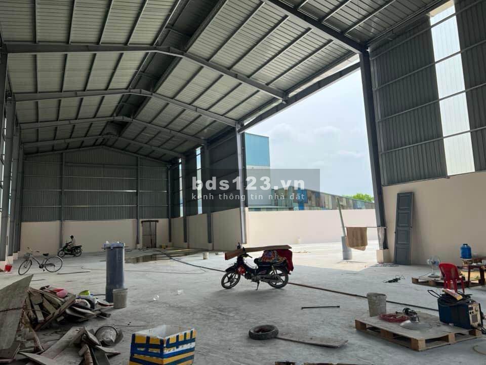 Cho thuê kho nhỏ 200m2 tại mặt tiền đường Đào Duy Anh, F.9, quận Phú Nhuận