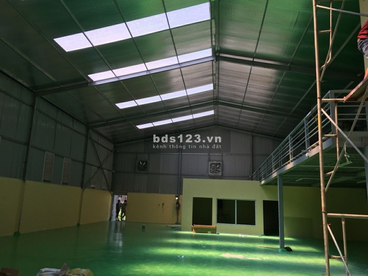 Cho thuê kho xưởng 500m2 đường Lương Minh Nguyệt, Thới Hòa, Tân Phú.
