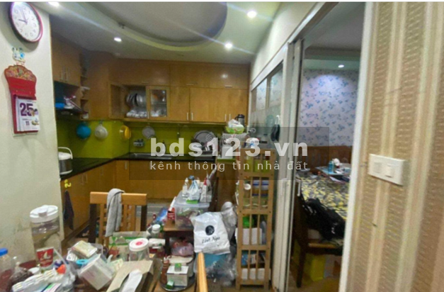 Chính chủ bán căn hộ Hancorp Plaza, 72 Trần Đăng Ninh, 98 m2, 2 phòng ngủ, 2 WC, full nội thất.