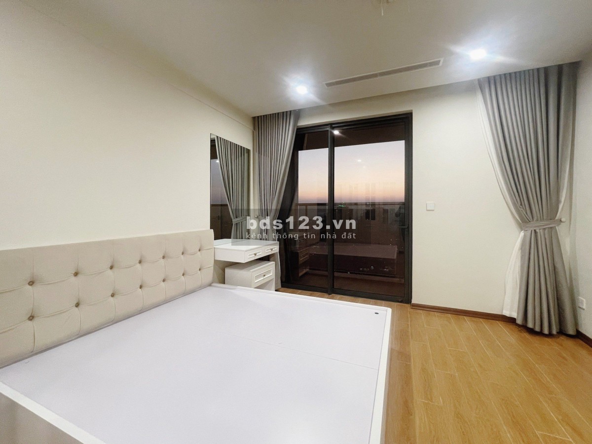 Cho thuê căn hộ Tràng An complex 100m 3 phòng ngủ nhà siêu đep giá chỉ 16 triệu/tháng