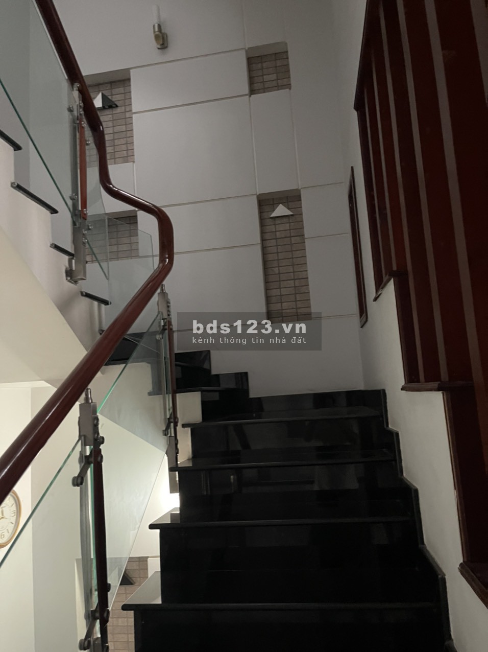 Bán nhà mặt Phố đường 4C, KDC 6B Intresco, sổ hồng, nhà mới, 1 hầm 1 trệt 3 lầu - 13,5 tỷ