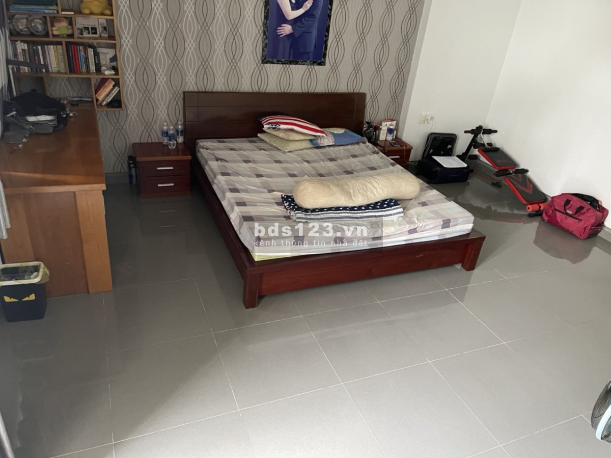 Bán nhà mặt Phố đường 4C, KDC 6B Intresco, sổ hồng, nhà mới, 1 hầm 1 trệt 3 lầu - 13,5 tỷ
