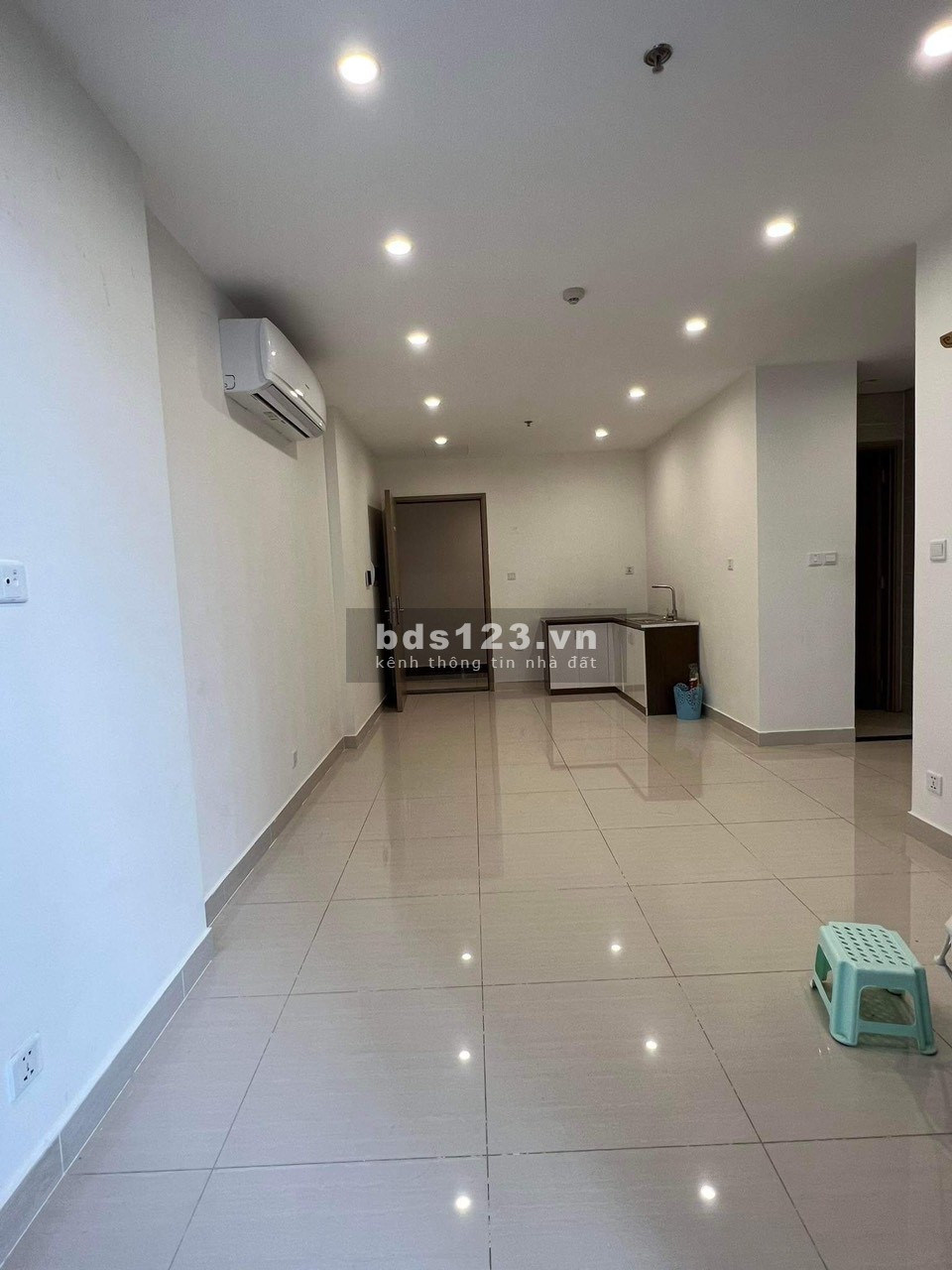 Chủ nhà gửi bán căn hộ 2PN1WC. Tòa S203 Vinhomes Smart City, P Tây Mỗ, Nam Từ Liêm, TP Hà Nội.