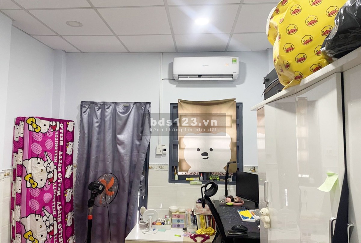 Bán nhà ngộp hẻm xe hơi đường Bùi Đình Túy, Bình Thạnh, DT 40m² x 2 tầng, chỉ hơn 4 tỷ
