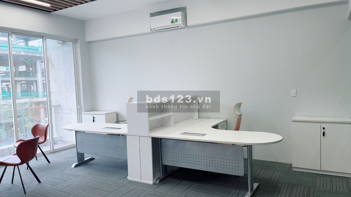 Shophouse Saritown - 1 hầm 1 trệt 3 lầu 1 áp mái- giá thuê 90 triệu