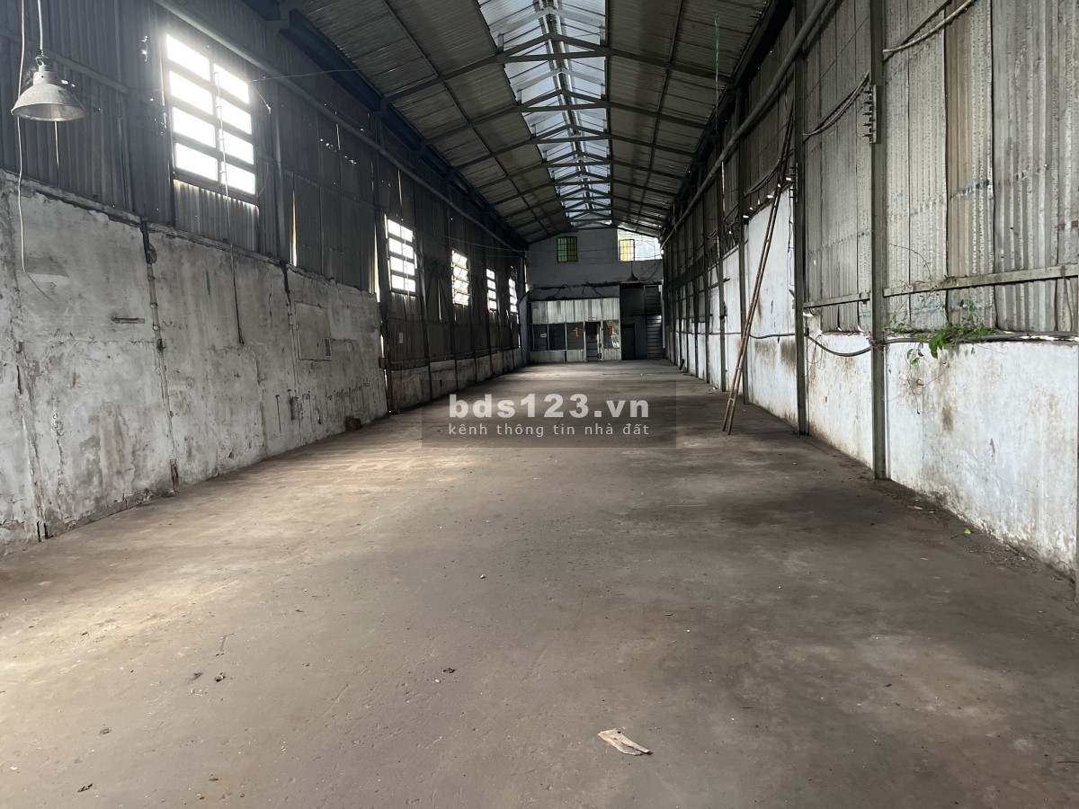 Chính chủ xưởng 700m2 mặt tiền Võ Hữu Lợi ( Có nhà lầu 5PN-2WC & văn phòng trong xưởng)
