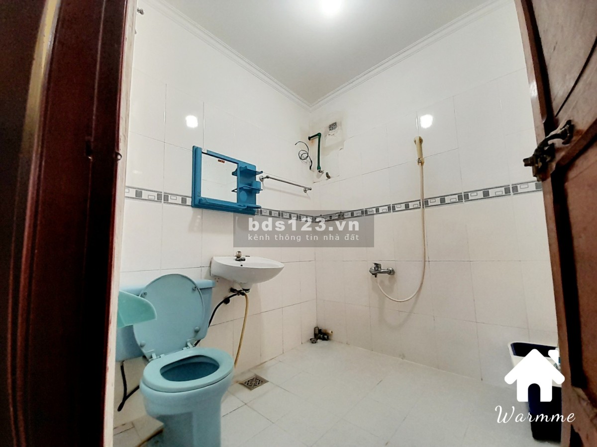 Chính chủ cho thuê phòng "ngon" có ban công, đủ tiện ích, giá từ 4tr7, gần Hàng Xanh