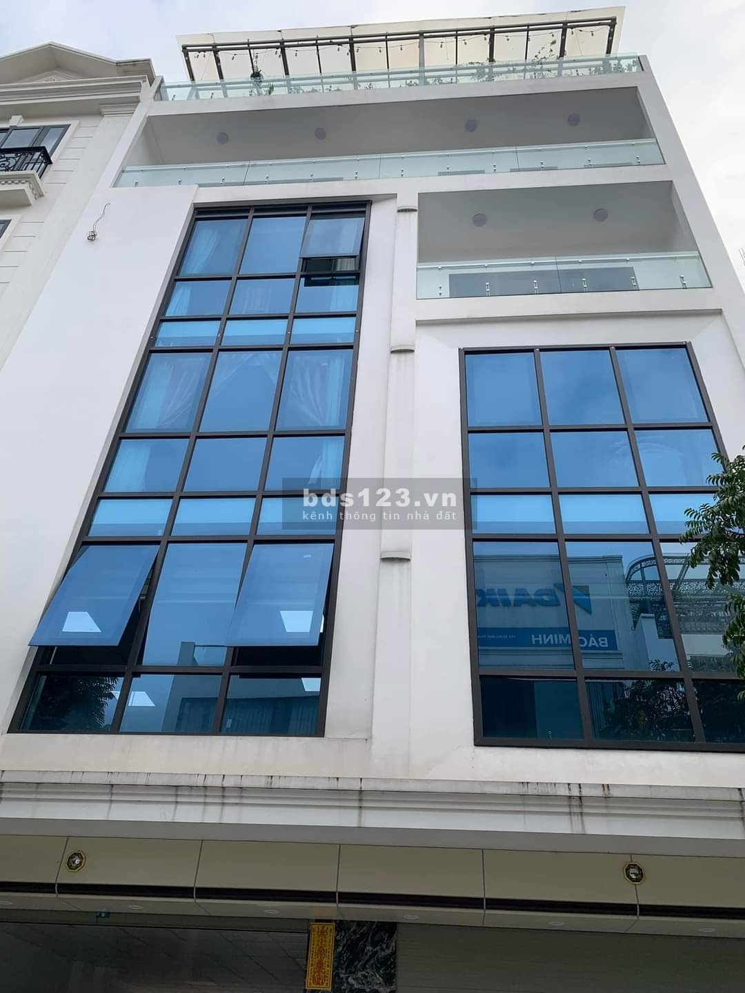 Bán nhà mặt phố Nguyễn Đức Cảnh, DT 106m² MT rộng ở & kinh doanh luôn