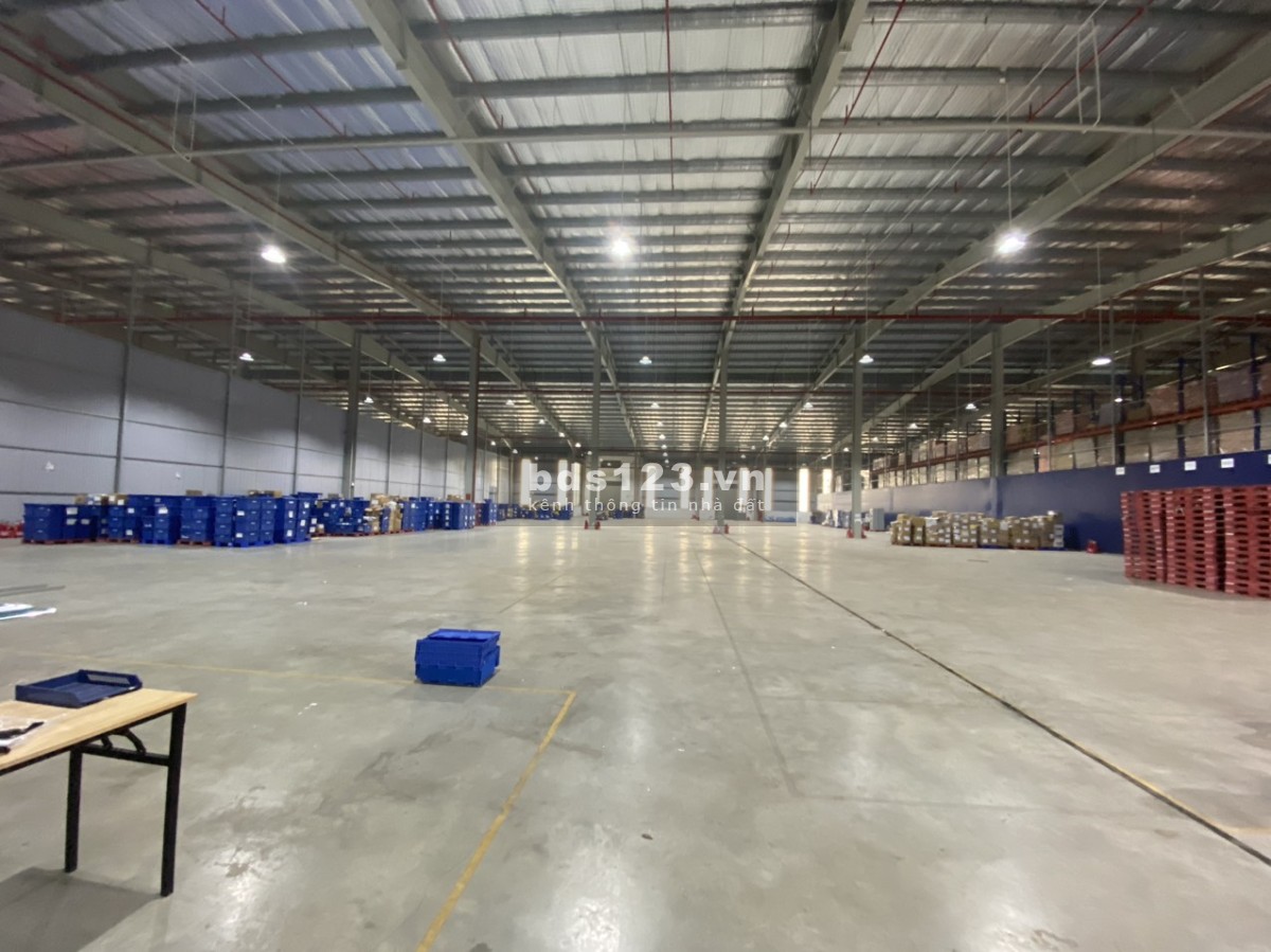 Chính chủ cho thuê 800m2 kho, nhà xưởng tại quận Long Biên - TP Hà Nội