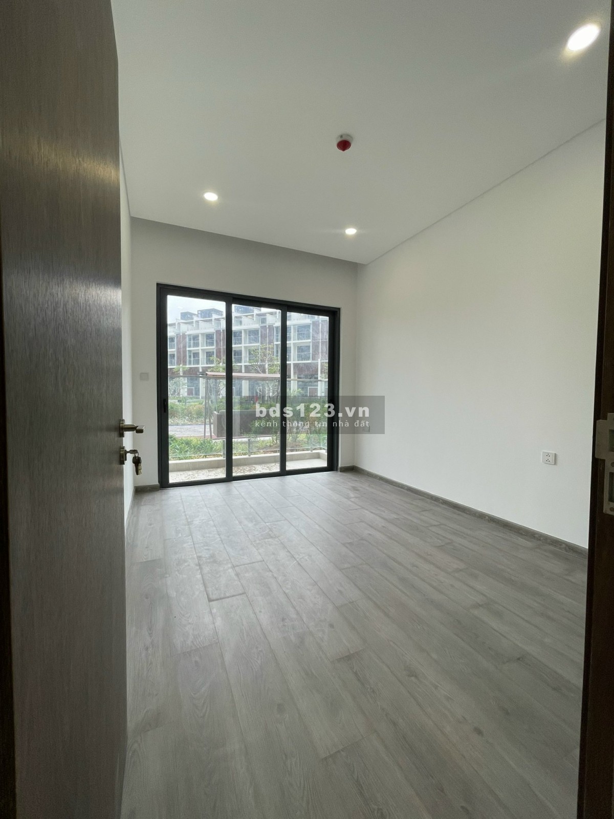 Bán căn hộ Briliant, DT 96m²-112m²-141m²-160m², 2 - 3 phòng ngủ bán giá gốc, chênh nhẹ chỉ từ 5,7 tỷ