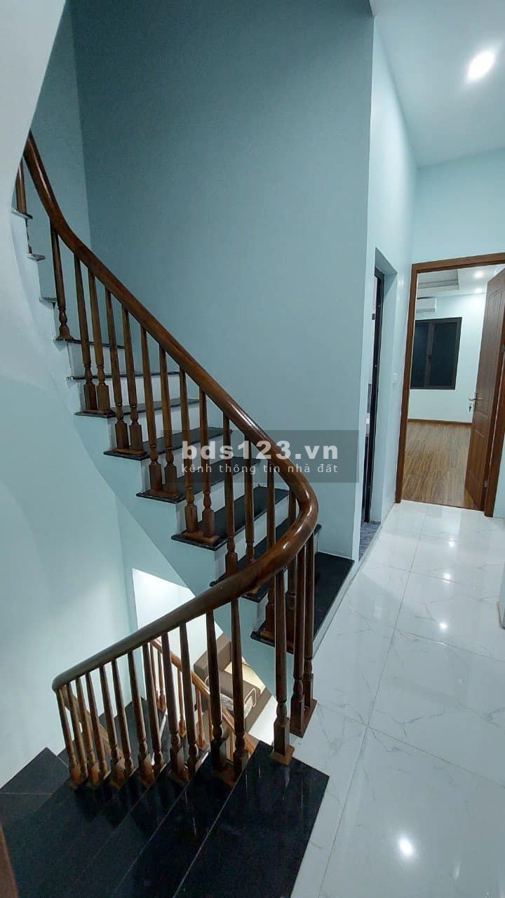 Bán nhà đẹp Đống Đa, Phạm Ngọc Thạch - 30M ra mặt phố - 42m² - 4 Tầng - 5,3 tỷ