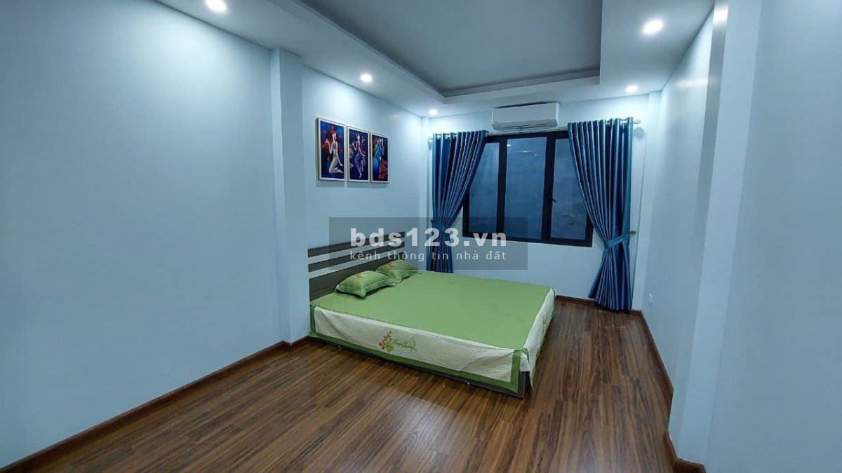 Bán nhà đẹp Đống Đa, Phạm Ngọc Thạch - 30M ra mặt phố - 42m² - 4 Tầng - 5,3 tỷ