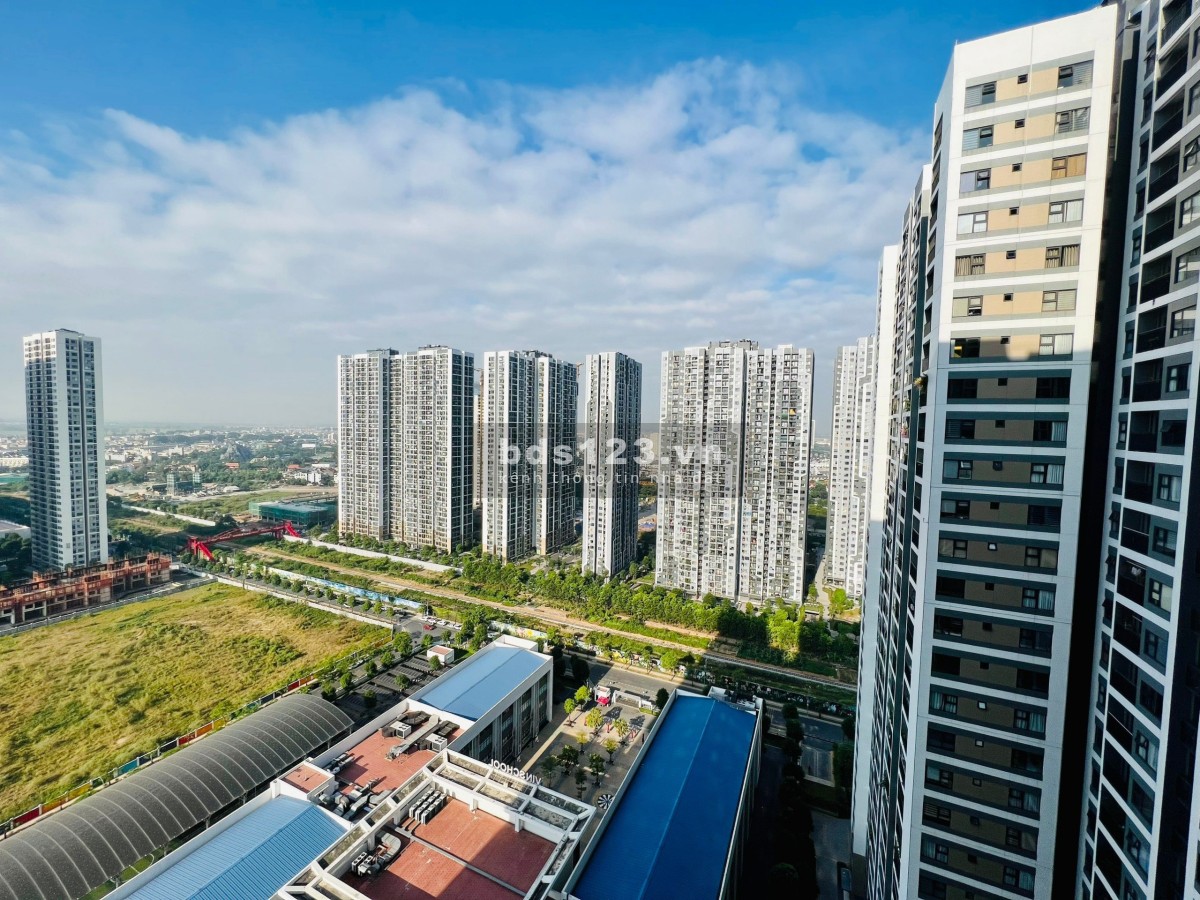 Chuyển nhượng căn hộ giá tốt 2pn2vs+ Tòa S402 Vinhomes Smart City