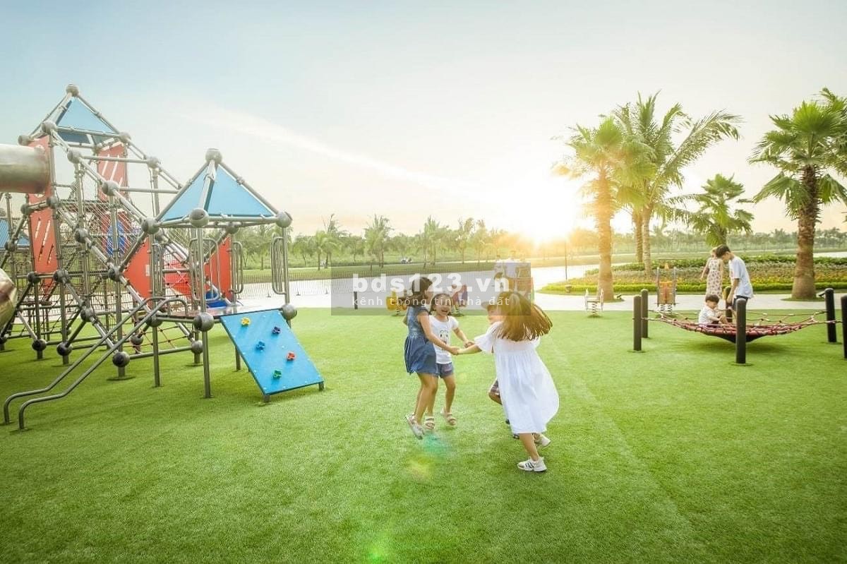 Chính chủ cần tiền bán gấp căn 1N+1 giá 1,35 tỷ ( Full nội thất ) tại VHOP LH : 0974878790
