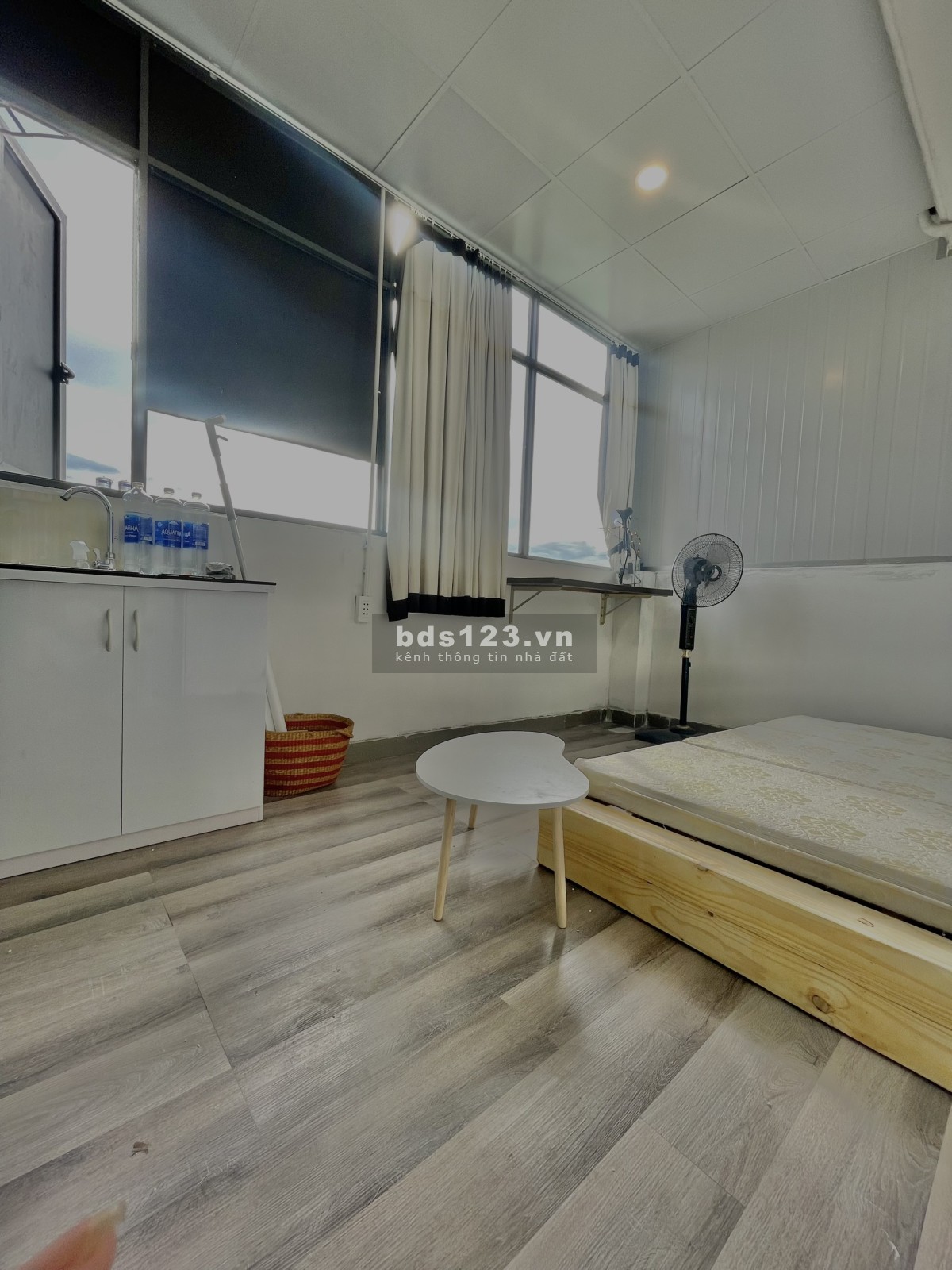 phòng có máy lạnh tủ lạnh chỉ 3tr9 đường đặng thùy trâm