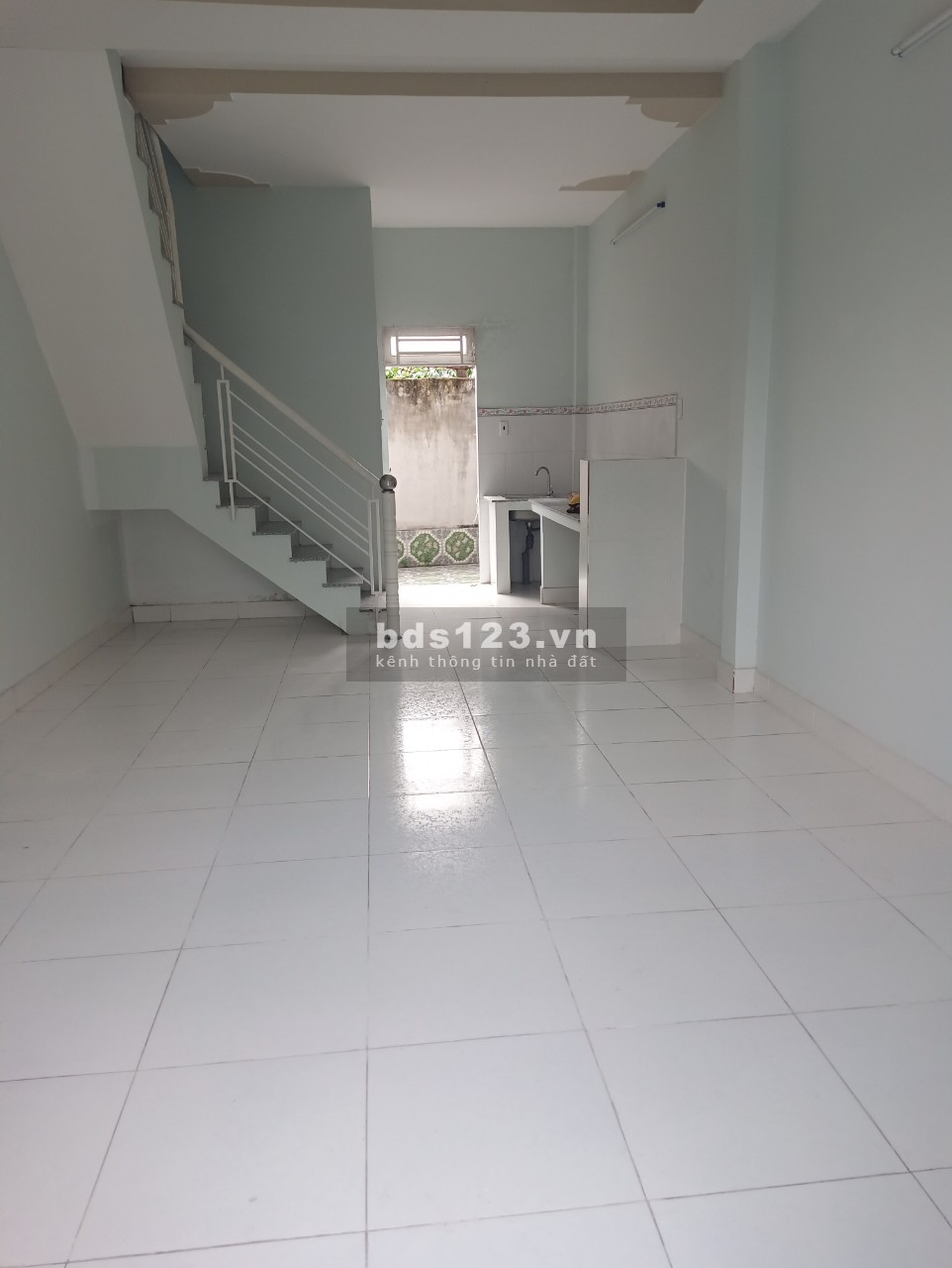 Kinh doanh lỗ Bán lỗ nhà đẹp tại địa chỉ Hương Lộ 2, Trung Lập, Huyện Củ Chi