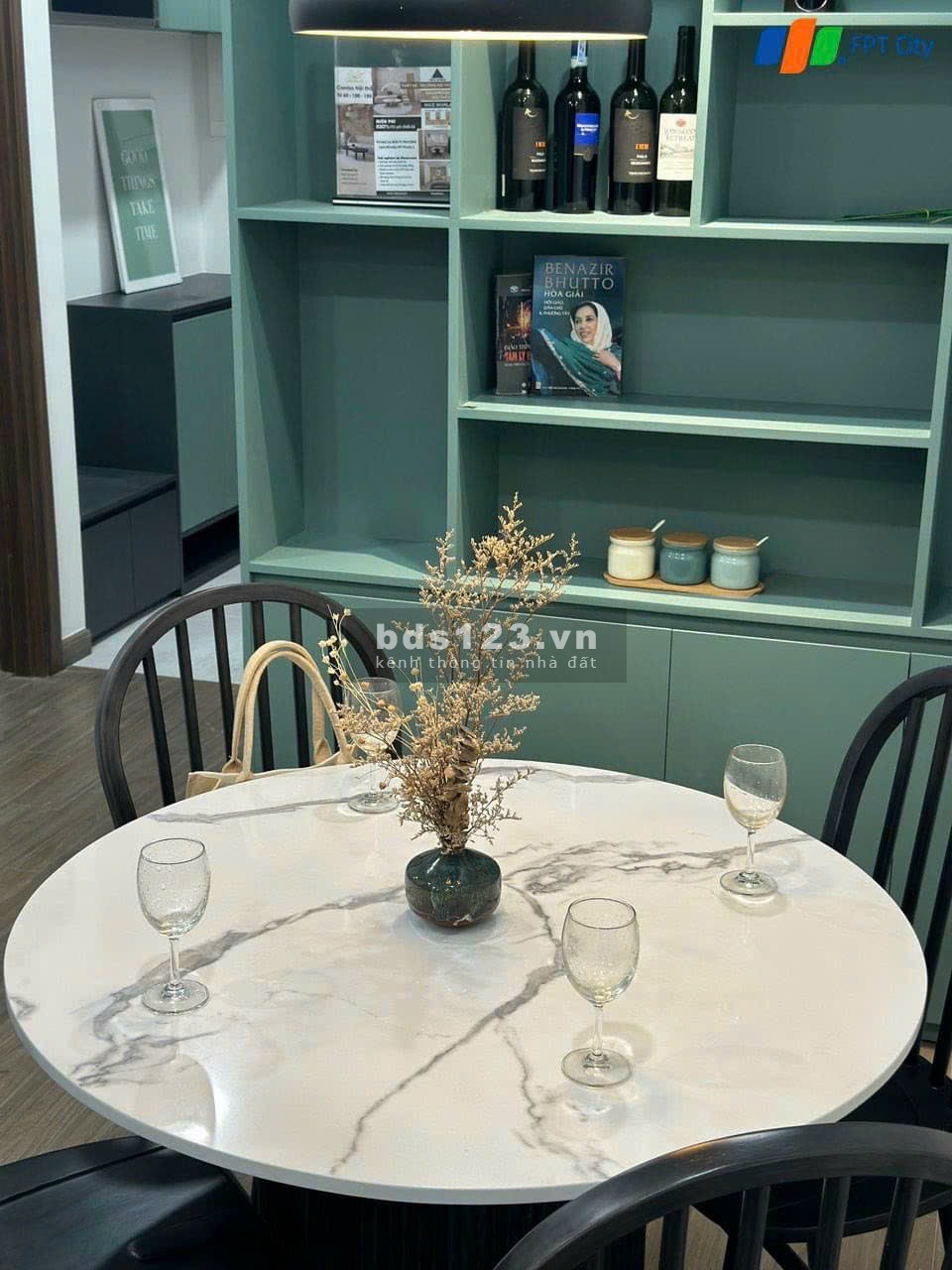 Căn hộ 2PN view biển FPT Plaza, Bàn Giao Nội Thất Cơ Bản giá chỉ từ 570 triệu (30%)