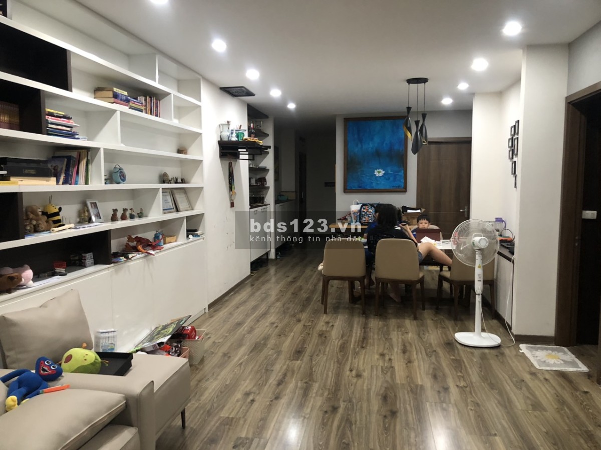 Gia đình cần bán gấp căn hộ 2 phòng ngủ giá 3 tỷ tại Ecolife Capitol 58 Tố Hữu