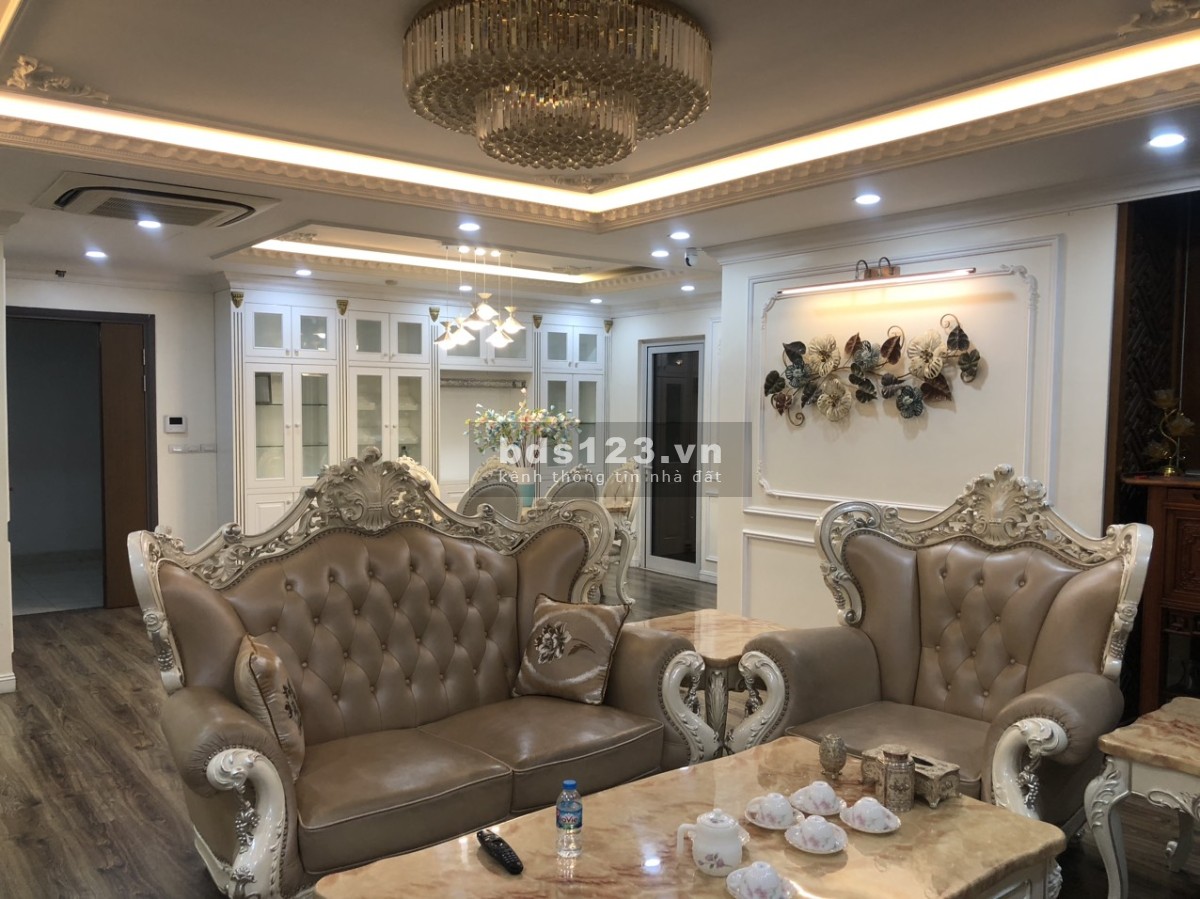 Gia đình cần bán gấp căn hộ 2 phòng ngủ giá 3 tỷ tại Ecolife Capitol 58 Tố Hữu
