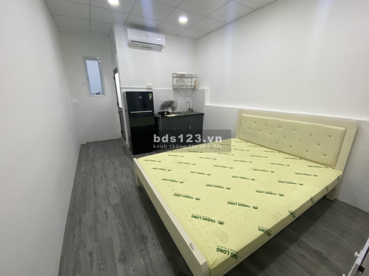Cho thuê phòng studio cửa xổ ngay tại 3/2, p12, quận 10.
