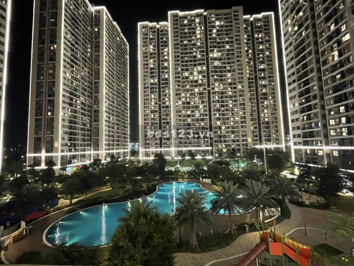 Chính chủ cần bán căn hộ 1pn + Nội thất như hình Giá 1,960 tỷ Vinhome Smart City Nam Từ Liêm