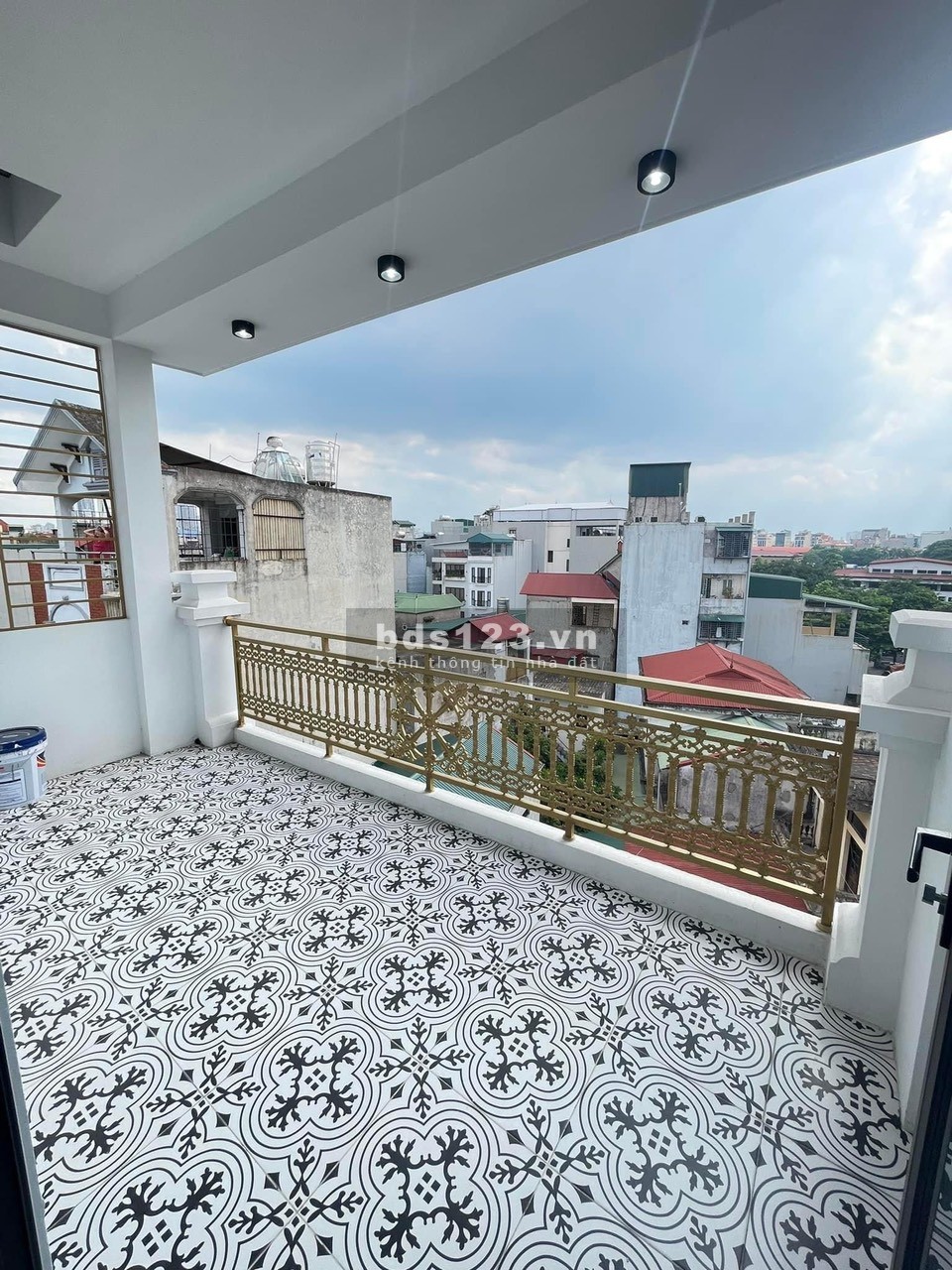 Bán nhà Phú Diễn ô tô đỗ cửa, có thang máy chờ